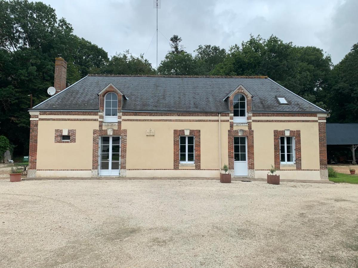 Gîte à la ferme de Sainte Radegonde Lanneray Extérieur photo