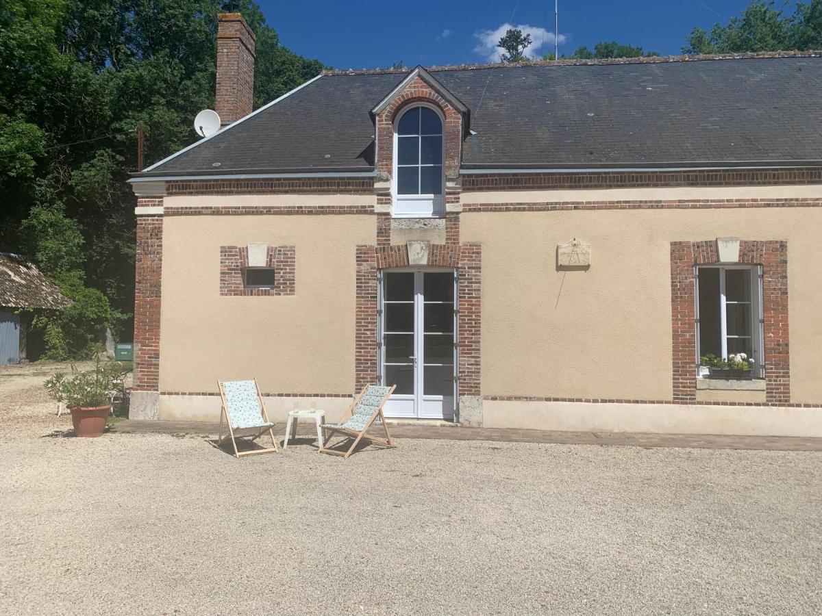 Gîte à la ferme de Sainte Radegonde Lanneray Extérieur photo